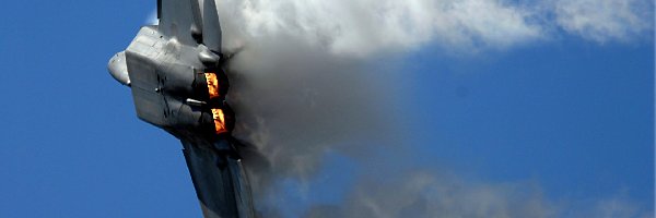 F-22 Raptor, Dym, Ogień, Lockheed Martin