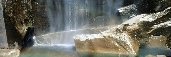 skały, Wodospad