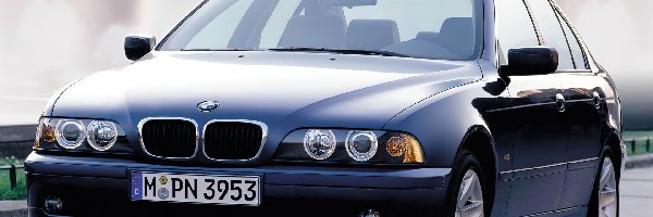 E39, BMW 5, niebieskie