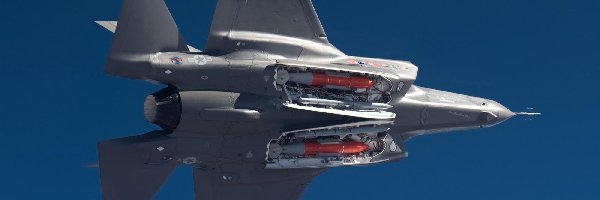 Bomby, Myśliwiec, F35