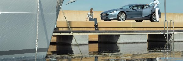 Reklama, Aston Martin Rapide