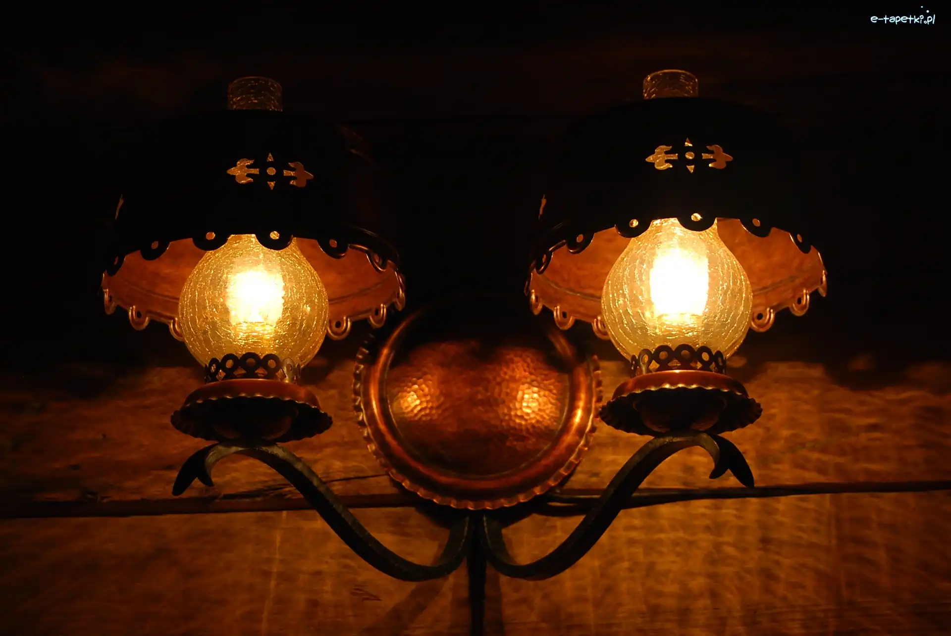 Lampa, Retro, Kawiarnia