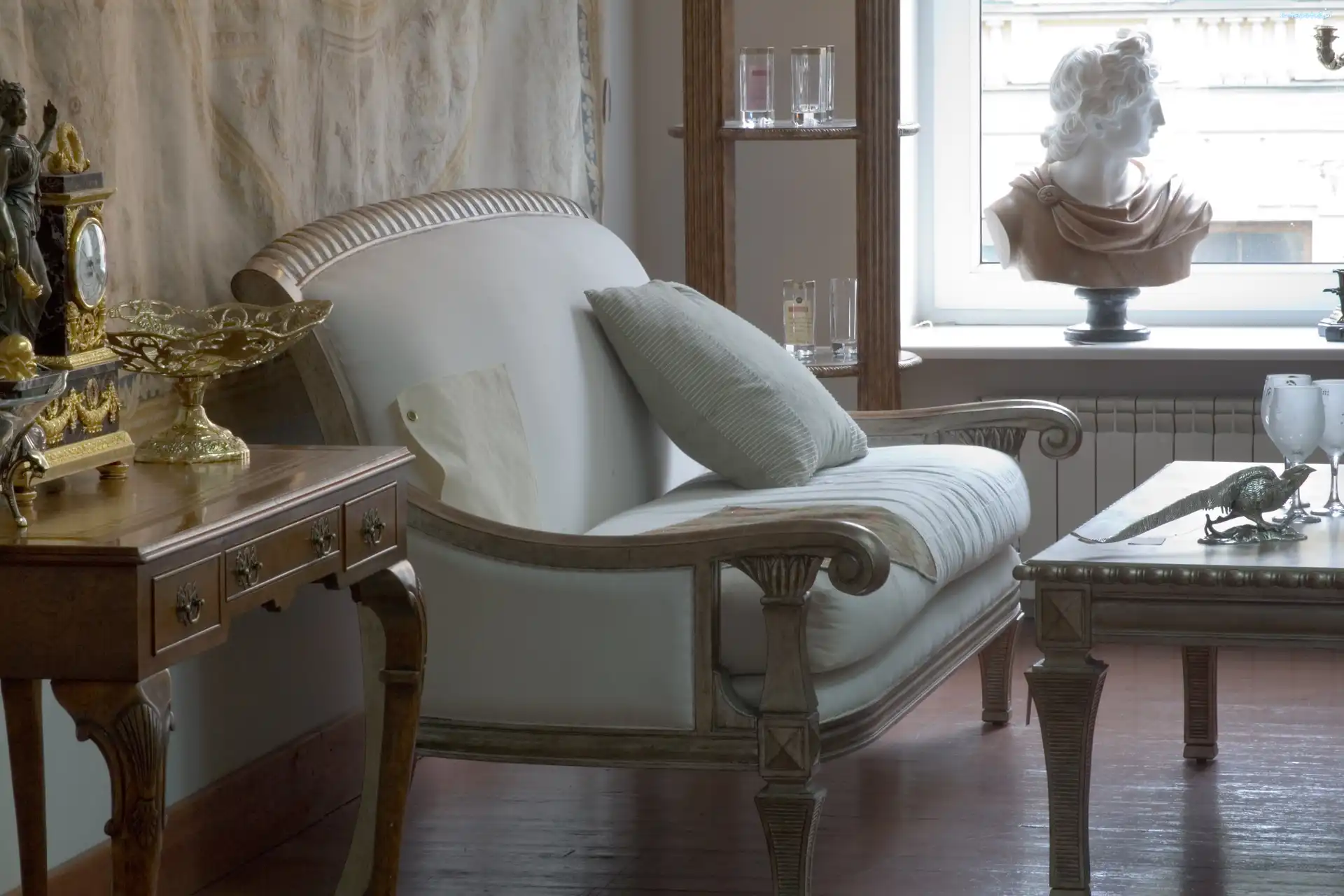 Salon, Sofa