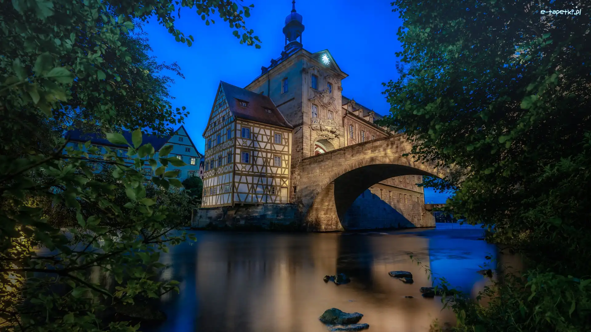Niemcy, Rzeka Regnitz, Stary Ratusz, Most, Drzewa, Bawaria, Bamberg