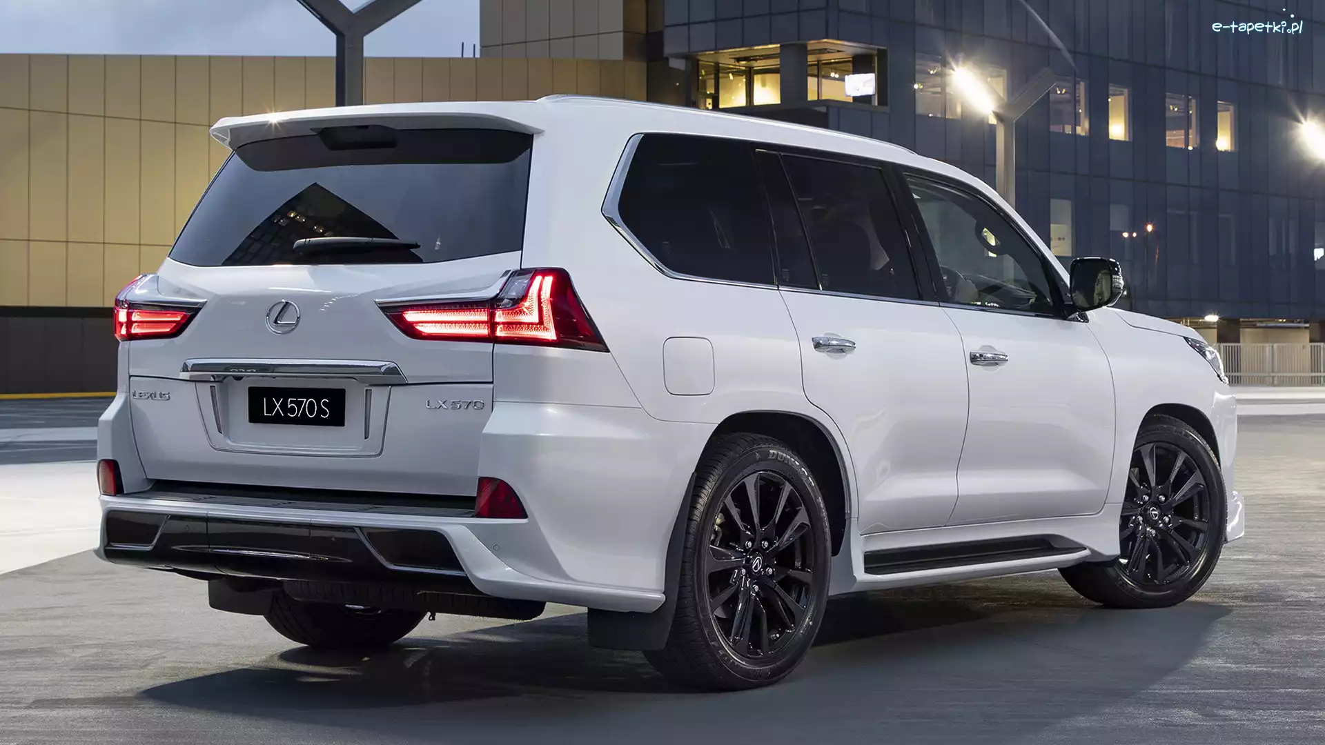 S, Lexus LX