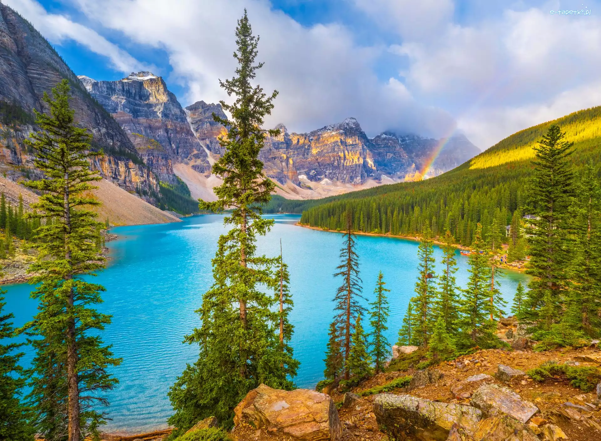 Chmury, Jezioro, Kanada, Tęcza, Góry, Drzewa, Las, Park Narodowy Banff, Moraine Lake, Alberta