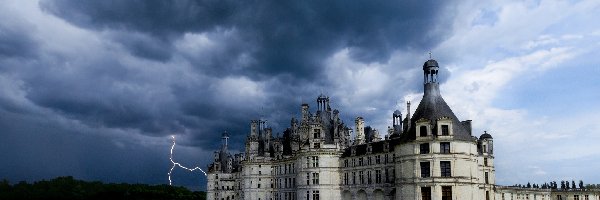 Francja, Chateau de Chambord, Zamek, Piorun, Chmury