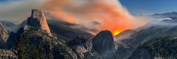 Stany Zjednoczone, Park Narodowy Yosemite, Stan Kalifornia, Chmury, Góry