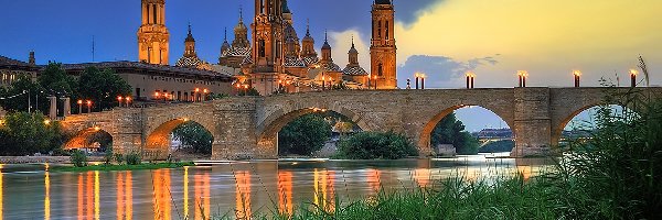 Saragossa, Rzeka, Zieleń, Hiszpania, Most, Bazylika Del Pilar