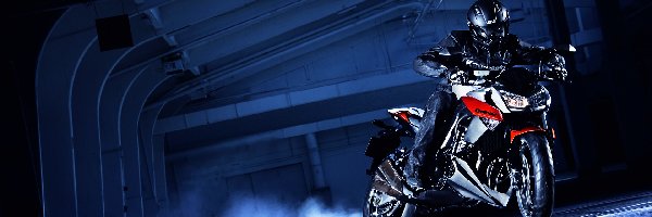 Kawasaki, Motocyklista, Tunel