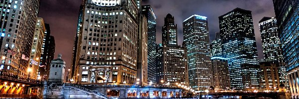 Chicago, Miasto, Oświetlone