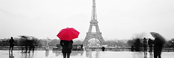 Francja, Wieża Eiffla, Paryż, Parasole, Ludzie