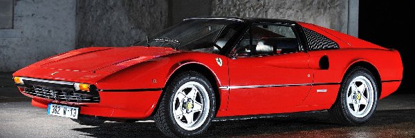 Zabytkowy, 308, Ferrari, 1982, GTS