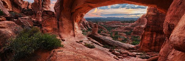 Stany Zjednoczone, Park Narodowy Arches, Stan Utah, Skały, Łuk skalny