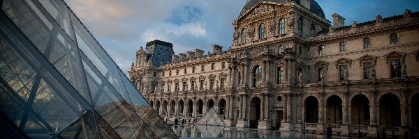 Paryż, Muzeum Luwr, Pałac, Francja