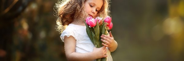 Dziewczynka, Kwiaty, Sukienka, Tulipany, Bukiet