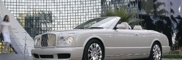 Bentley Azure
, Reprezentacyjny