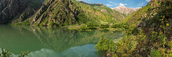 Czatkalski Rezerwat Biosfery, Roślinność, Chmury, Uzbekistan, Jezioro Urunghach, Góry