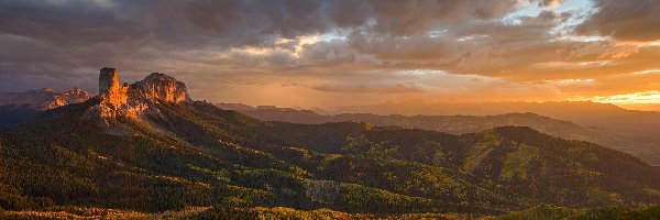 Skały, Góry, Hrabstwo Ouray, Stan Kolorado, Stany Zjednoczone, Zachód słońca, Drzewa, Przełęcz Owl Creek Pass, Lasy