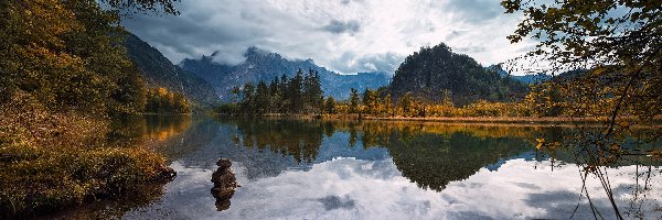 Austria, Drzewa, Góry, Jesień, Jezioro Almsee, Wzgórza, Totes Gebirge
