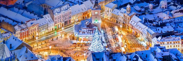 Noc, Braszów, Zima, Boże Narodzenie, Ratusz, Domy, Choinka, Rumunia, Stare Miasto, Śnieg
