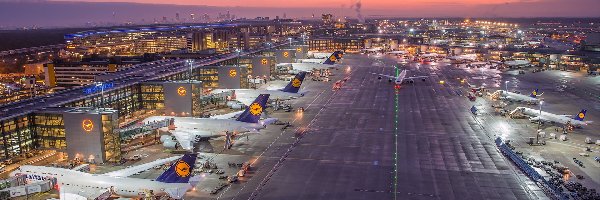 Budynek, Lotnisko, Samoloty, Wschód słońca, Frankfurt nad Menem, Niemcy