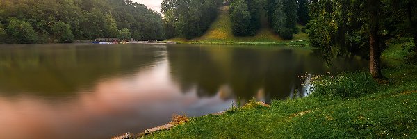 Chorwacja, Jezioro Trakoscan, Zamek Trakoscan, Chmury, Drzewa