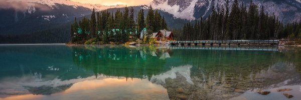 Jezioro, Alberta, Dom, Góry, Park Narodowy Yoho, Emerald Lake, Drzewa, Kanada