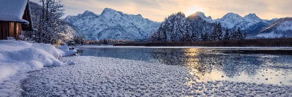 Austria, Góry, Drzewa, Jezioro Almsee, Zima, Wschód słońca, Dom