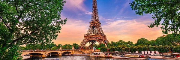 Statki, Wieża Eiffla, Rzeka, Paryż, Francja, Drzewa, Sekwana