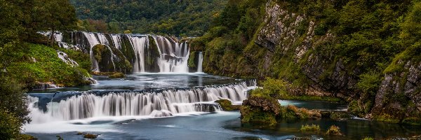 Wodospady, Skała, Bośnia i Hercegowina, Kamienie, Rzeka Una, Strbacki Buk, Kaskada, Las