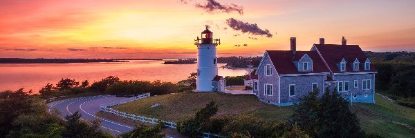 Cape Cod Bay, Stan Massachusetts, Zachód słońca, Nobska Point Ligh, Zatoka, Morze, Latarnia morska, Stany Zjednoczone