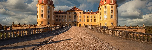 Zachmurzone, Pałac Moritzburg, Most, Niebo, Saksonia, Niemcy