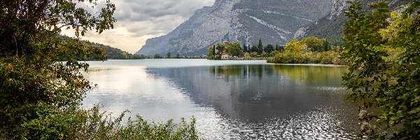 Jezioro, Włochy, Lago Di Toblino, Góry, Drzewa