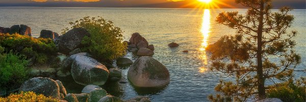 Jezioro Tahoe, Zachód słońca, Nevada, Stany Zjednoczone