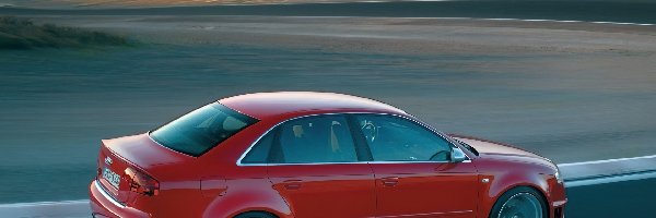 Czerwony, Audi S4