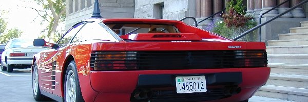 Ferrari Testarossa, Wydechowy, Układ, Tył