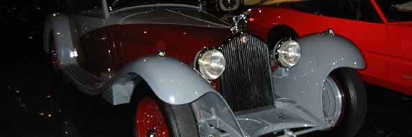 Alfa Romeo, światła, koła , maska, opony