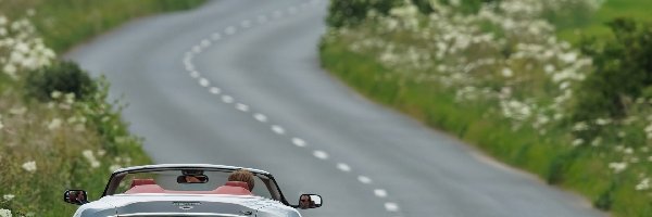 Aston Martin DBS Volante
, Testowa, Jazda