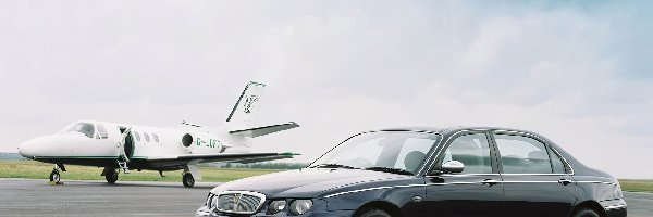 Lotnisko, Rover 75