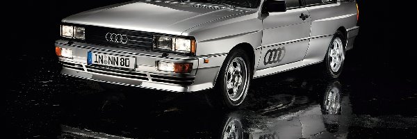 Grafika, Audi Quattro