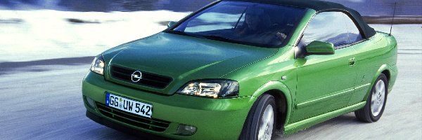 Opel Astra Bertone, Zielony