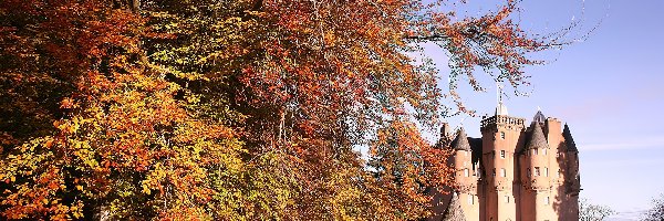 Zamek, Jesień, Drzewo, Szkocja, Craigievar